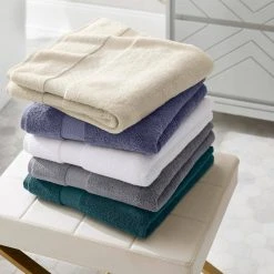 Home Decorators Collection Plush Soft Cotton 18-Piece Bath Towel Set in Bright White -Flora Home Decorators Soldes bright white home decorators collection bath towels 18 piece bright white 40 1000