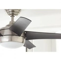 Home Decorators Collection Windward 44 in. LED Brushed Nickel Ceiling Fan with Light Kit -Flora Home Decorators Soldes brushed nickel home decorators collection ceiling fans with lights 51565 d4 1000