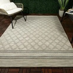 Home Decorators Collection Traverse Gray 8 ft. x 10 ft. Trellis Polypropylene Area Rug -Flora Home Decorators Soldes gray home decorators collection area rugs 3103440 e1 1000