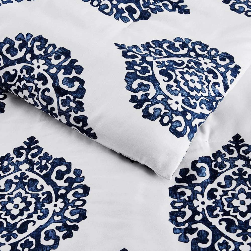 Home Decorators Collection Lenora 3-Piece Blue and White Medallion Sateen Full/Queen Comforter Set 5 Home Decorators Collection Lenora 3-Piece Blue and White Medallion Sateen Full/Queen Comforter Set - Image 3
