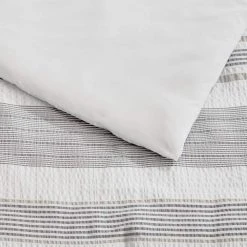 Home Decorators Collection Arden 3-Piece White and Gray Textured Stripe Full/Queen Comforter Set -Flora Home Decorators Soldes home decorators collection bedding sets nhtel 19035 40 1000