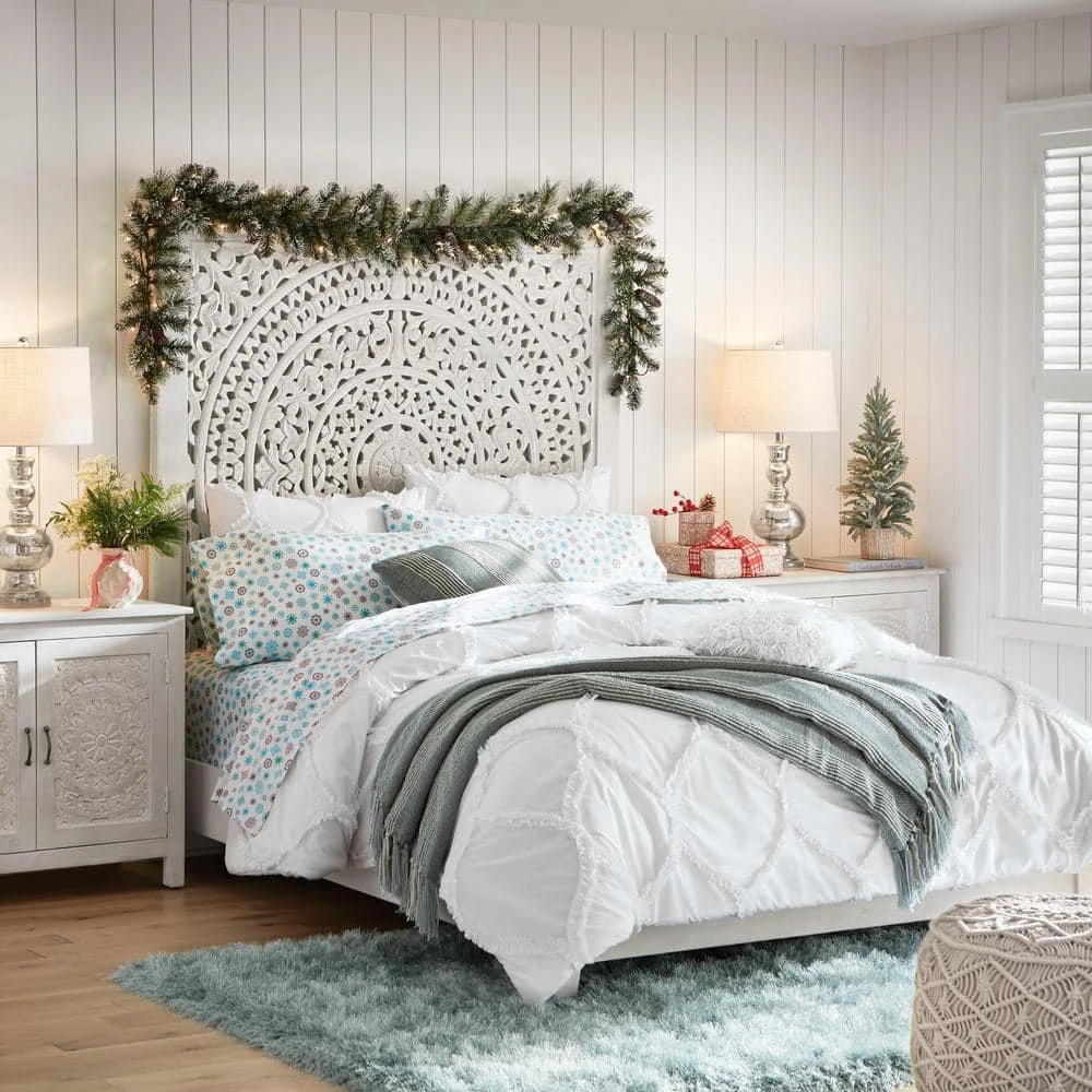 Home Decorators Collection Emma 3-Piece Bright White Ruffle Ogee Full/Queen Comforter Set 7 Home Decorators Collection Emma 3-Piece Bright White Ruffle Ogee Full/Queen Comforter Set - Image 5