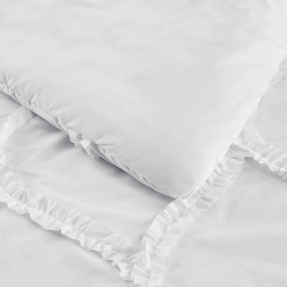 Home Decorators Collection Emma 3-Piece Bright White Ruffle Ogee Full/Queen Comforter Set 5 Home Decorators Collection Emma 3-Piece Bright White Ruffle Ogee Full/Queen Comforter Set - Image 3