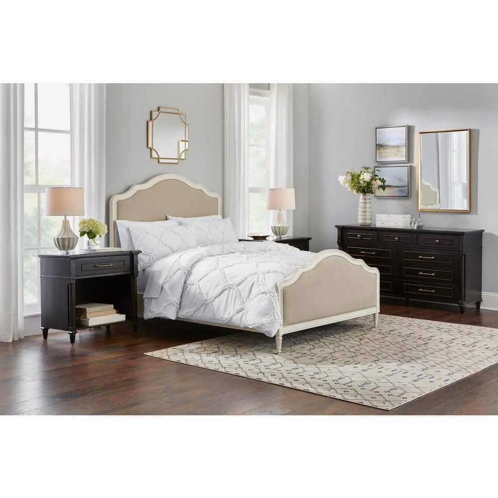 Home Decorators Collection Emma 3-Piece Bright White Ruffle Ogee Full/Queen Comforter Set 6 Home Decorators Collection Emma 3-Piece Bright White Ruffle Ogee Full/Queen Comforter Set - Image 4