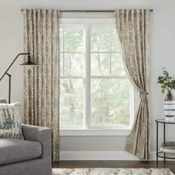 Home Decorators Collection Mix and Match Faceted Crystal Sphere 1 in. Curtain Rod Finial in Gunmetal (2-Pack) 10 Home Decorators Collection Mix and Match Faceted Crystal Sphere 1 in. Curtain Rod Finial in Gunmetal (2-Pack) -Flora Home Decorators Soldes home decorators collection curtain rod finials u gmf1512k16 40 1000