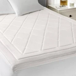 Home Decorators Collection 3 in. California King Quilted Cooling Gel Memory Foam Mattress Topper -Flora Home Decorators Soldes home decorators collection mattress toppers hk qgt 3ck e1 1000