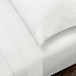 Home Decorators Collection 300 Thread Count Wrinkle Resistant Cotton Sateen 4-Piece Queen Sheet Set in White -Flora Home Decorators Soldes home decorators collection sheet sets ss qn white 40 1000 1