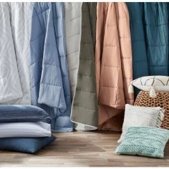 Home Decorators Collection White Stripe 18 in. x 18 in. Square Decorative Throw Pillow with Tassels -Flora Home Decorators Soldes home decorators collection throw pillows s00161061272 77 1000