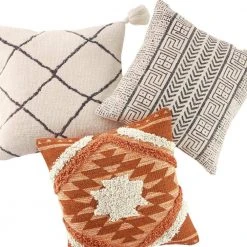 Home Decorators Collection Light Beige Geometric Tribal 18 in. x 18 in. Square Decorative Throw Pillow -Flora Home Decorators Soldes home decorators collection throw pillows s00161061286 66 1000
