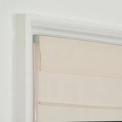 Home Decorators Collection Cordless Light Filtering Fabric Roman Shade 27X64 Ivory -Flora Home Decorators Soldes ivory home decorators collection roman shades rsff2764 c3 1000
