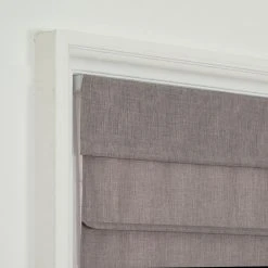 Home Decorators Collection Cordless Blackout Fabric Roman Shade 35X64 Light Gray -Flora Home Decorators Soldes light gray home decorators collection roman shades rsgc3564 c3 1000