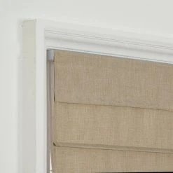 Home Decorators Collection Cordless Light Filtering Fabric Roman Shade 27X64 Linen -Flora Home Decorators Soldes linen home decorators collection roman shades rsfb2764 c3 1000