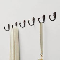 Home Decorators Collection 1-13/16 in. Oil-Rubbed Bronze Single Wall Hook (6-Pack) -Flora Home Decorators Soldes oil rubbed bronze home decorators collection hooks 64411 4f 1000