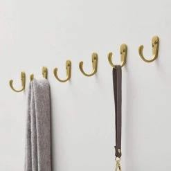 Home Decorators Collection 1-13/16 in. Satin Brass Single Wall Hook (6-Pack) -Flora Home Decorators Soldes satin brass home decorators collection hooks 64401 4f 1000