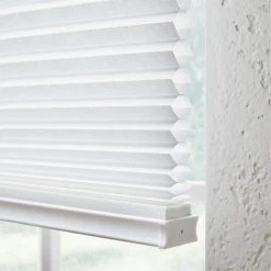 Home Decorators Collection White Cordless Light Filtering Cellular Shade - 72 in. W x 72 in. L (Motorization Compatible) -Flora Home Decorators Soldes whisper white home decorators collection cellular shades 10793478875443 77 1000