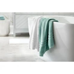 Home Decorators Collection Turkish Cotton Ultra Soft White Bath Towel -Flora Home Decorators Soldes white home decorators collection bath towels nhv 8 0615bw 1d 1000