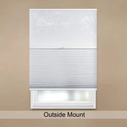 Home Decorators Collection Snow Drift/Shadow White Cordless Day and Night Blackout Cellular Shade - 35 in. W x 64 in. L -Flora Home Decorators Soldes white home decorators collection cellular shades 10793478795659 66 1000